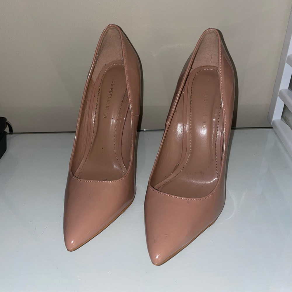 Nude heels